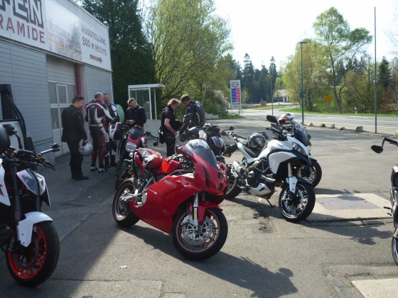 Anlasen Nürburgring Treffpunkt Esso...