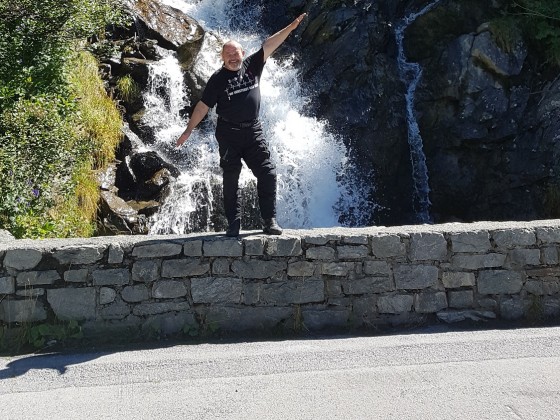 2020 - Alte Säcke Jahrestour - Wasserfall an der Kaunertaler Gletscherstraße