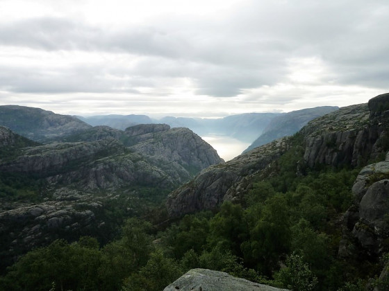 Auf dem Weg zum Preikestolen