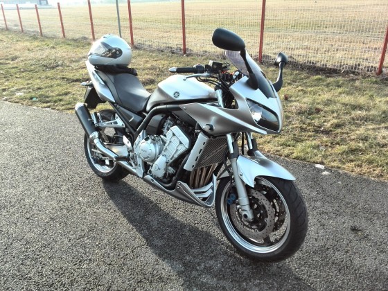 Meine Kilo - Fazer FZS 1000 RN06